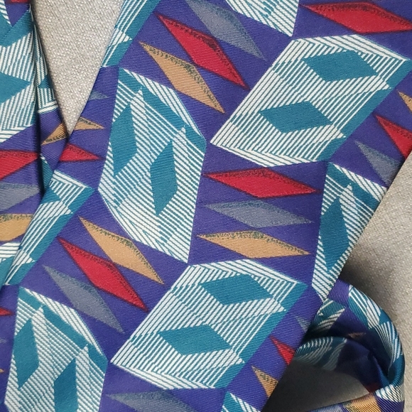 Oleg Cassini Tie - Picture 9 of 9